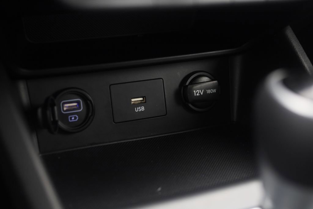 Used 2023 Hyundai Kona SEL image 38