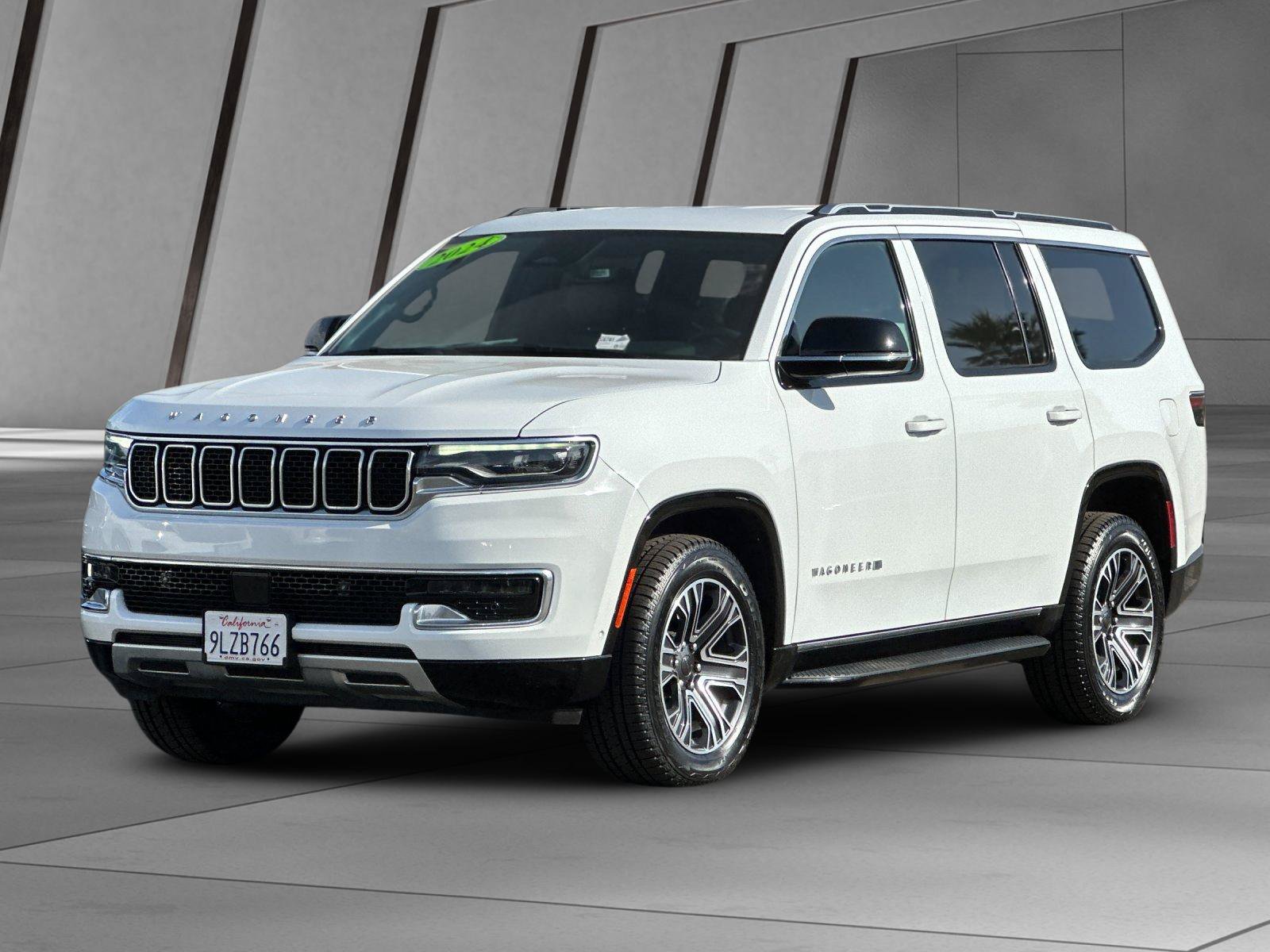 Used 2024 Jeep Wagoneer Series II AWD/4WD image 8
