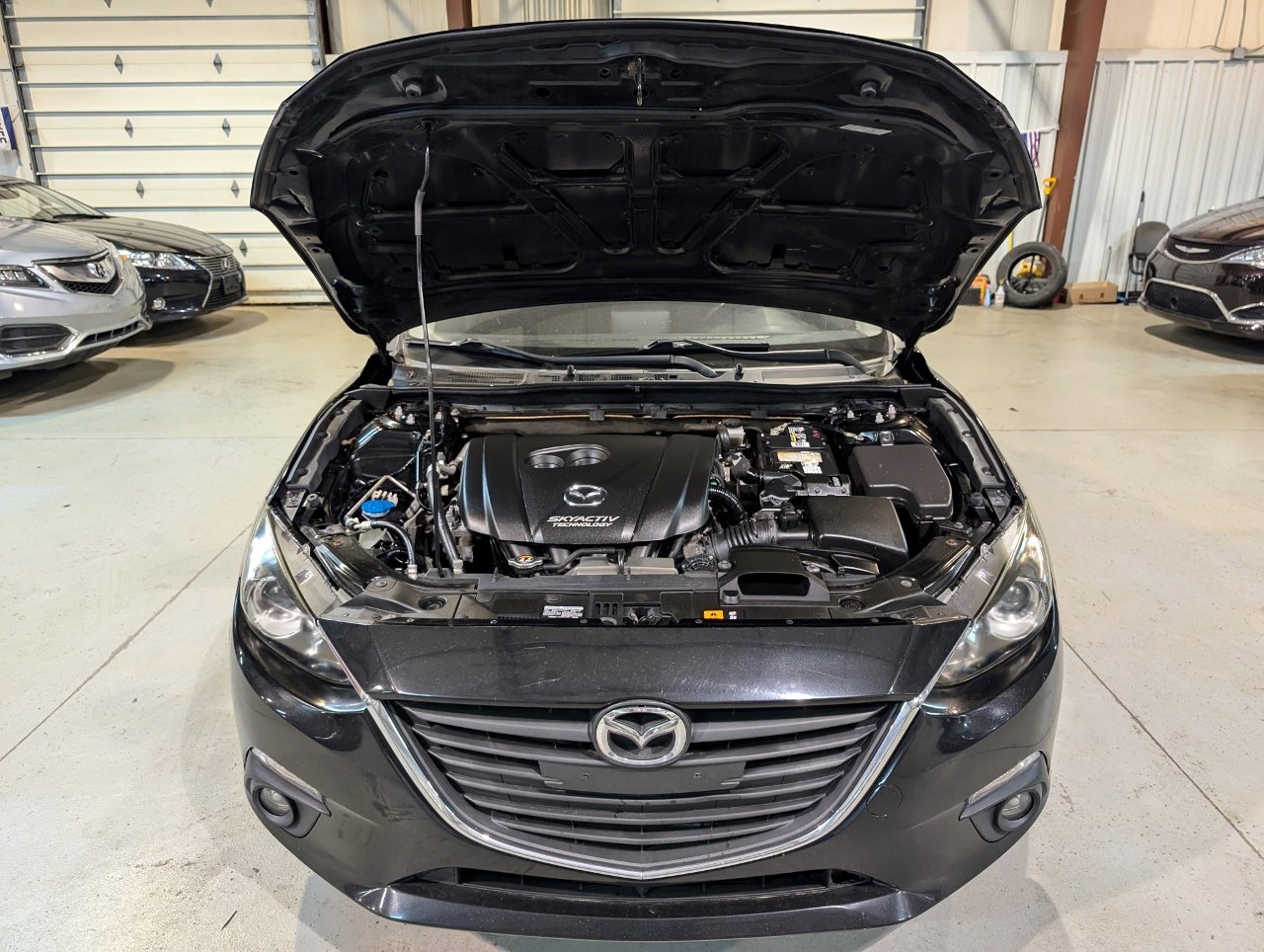 Used 2016 MAZDA MAZDA3 i Touring image 46