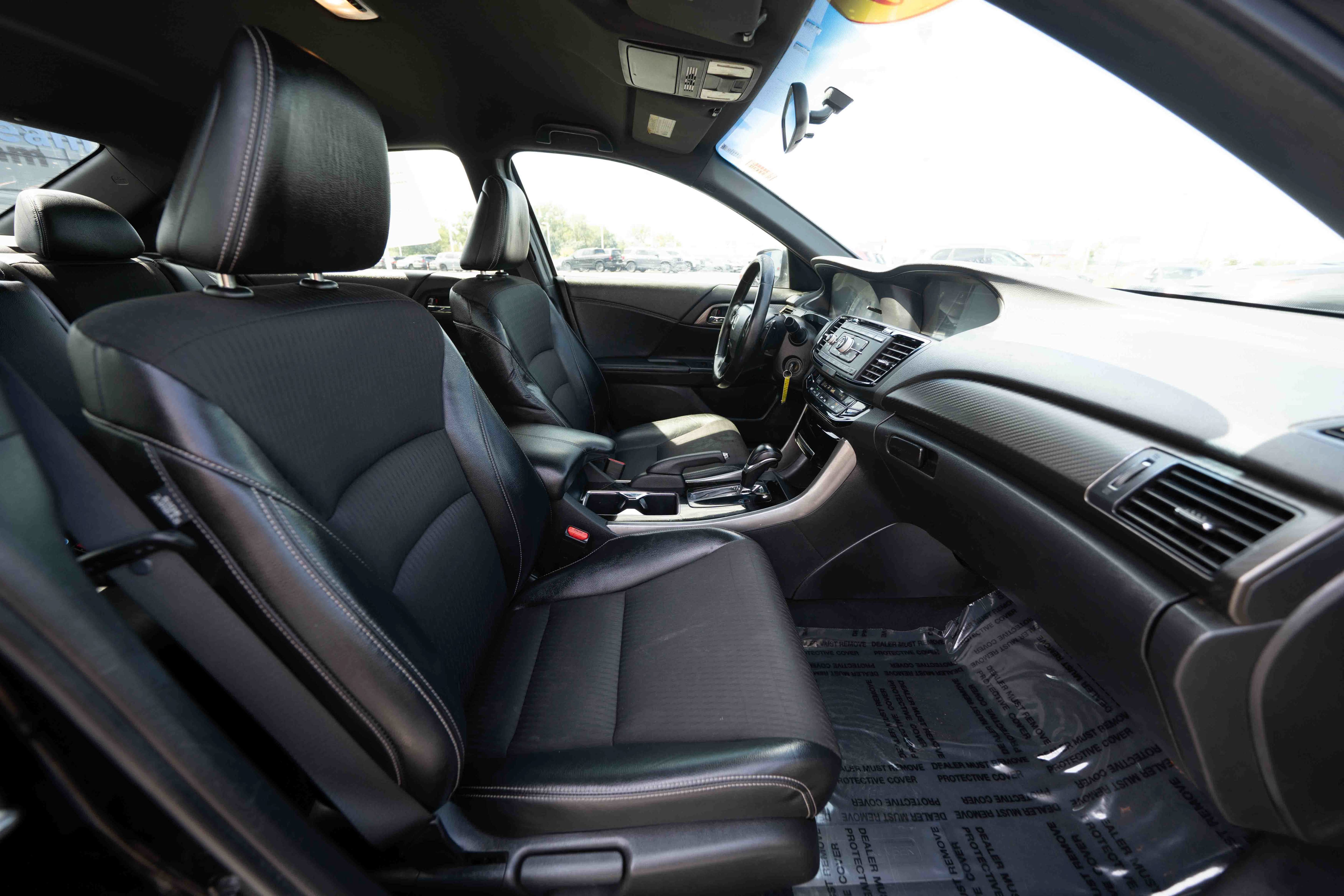 Used 2016 Honda Accord Sport image 26