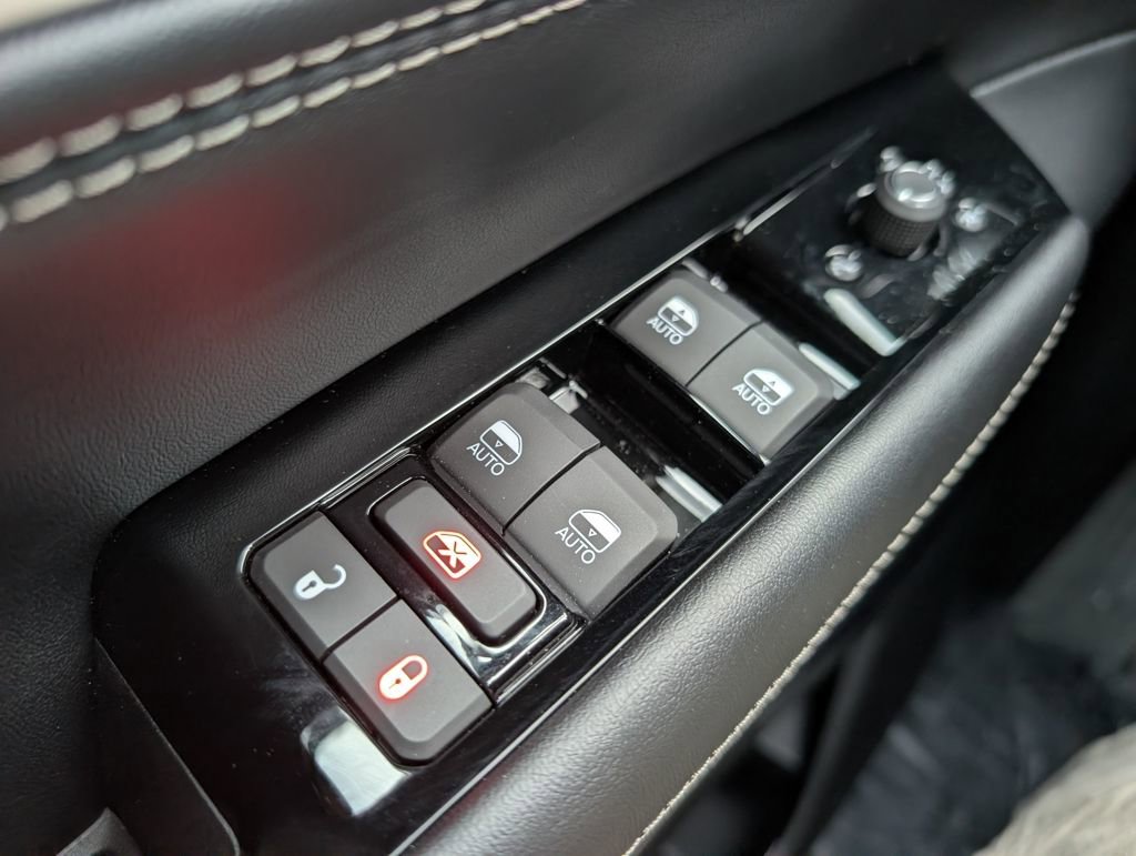 New 2026 Jeep Grand Wagoneer L Limited w/ Premium Group II image 38