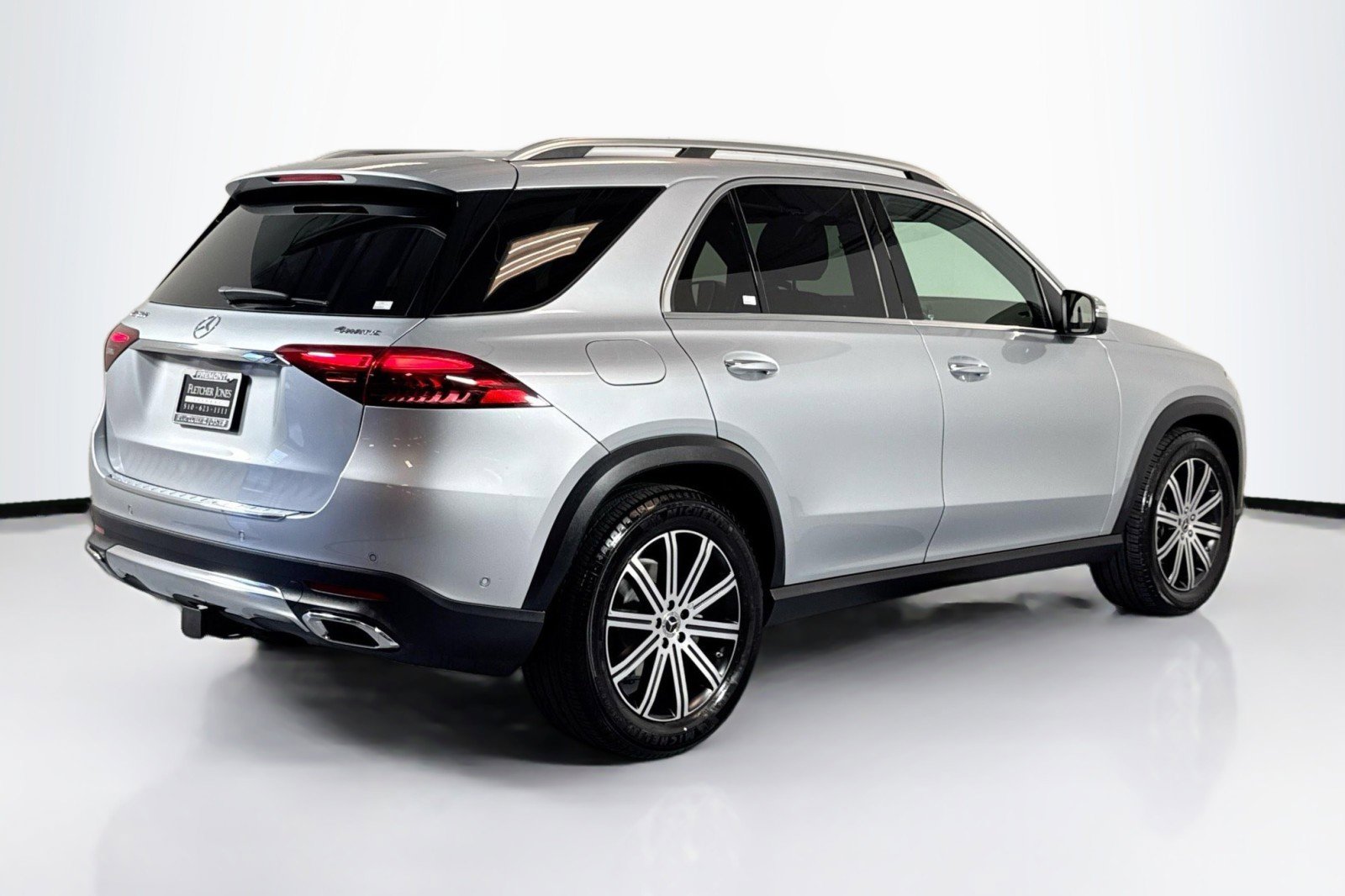 Certified 2025 Mercedes-Benz GLE 350 4MATIC w/ Winter Package image 5