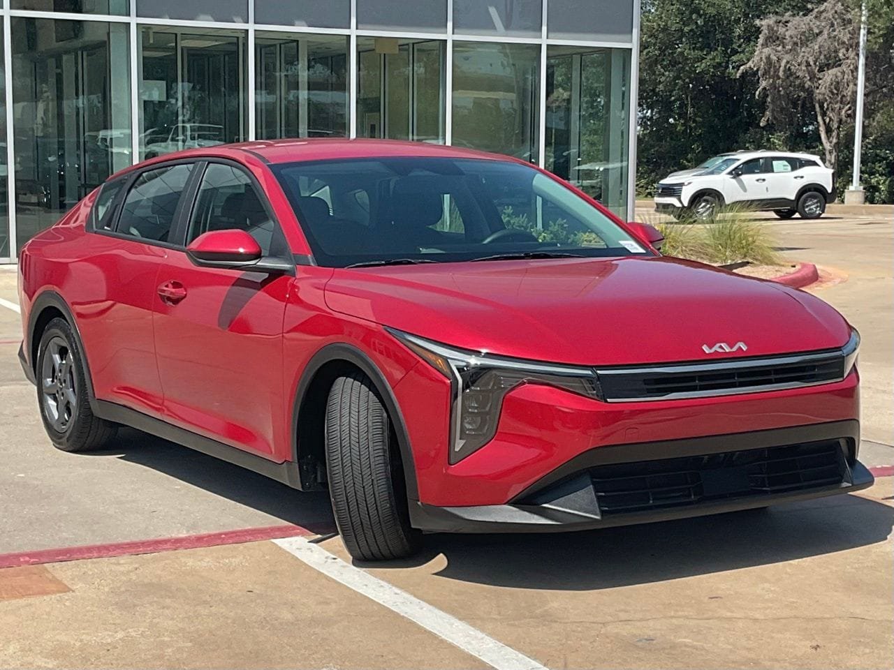 Used 2025 Kia K4 FWD image 3