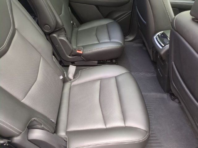 Certified 2024 Cadillac XT6 Premium Luxury w/ LPO, Floor Liner Package FWD image 26