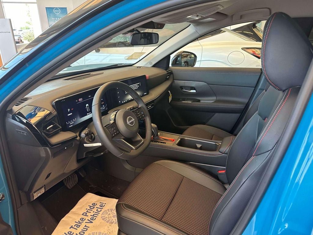 New 2026 Nissan Kicks SR w/ Illumination Package AWD/4WD image 17
