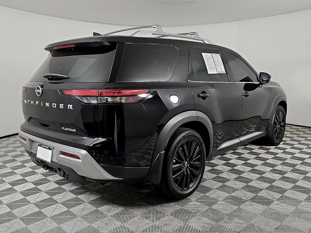 Used 2024 Nissan Pathfinder Platinum FWD image 4