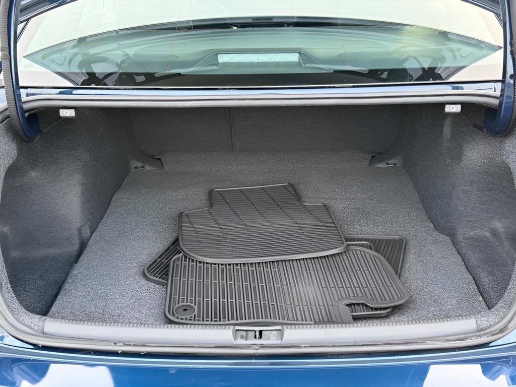 Used 2022 Volkswagen Passat 2.0T R-Line image 22