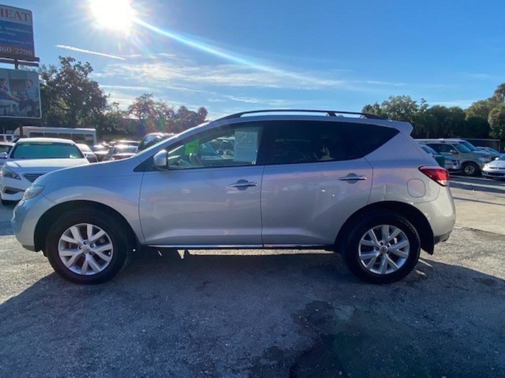 Used 2011 Nissan Murano SV image 3