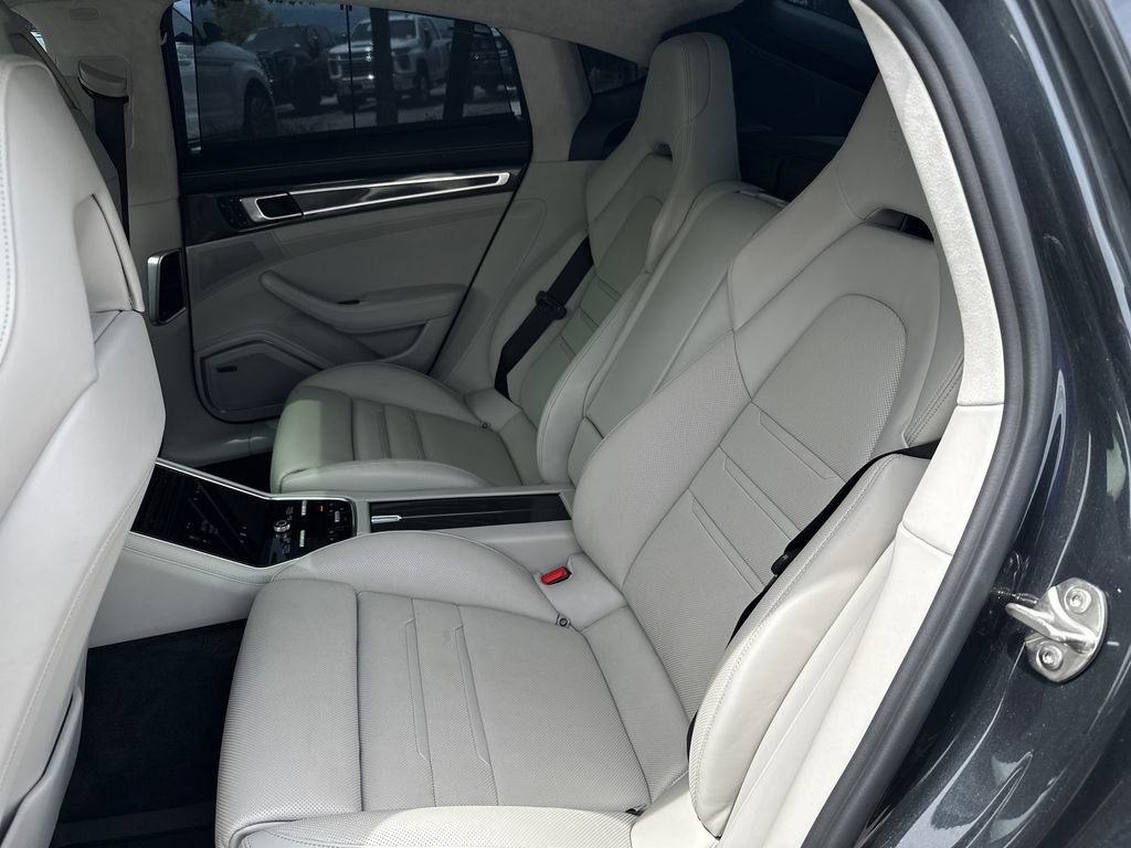 Used 2018 Porsche Panamera Turbo S AWD/4WD image 33