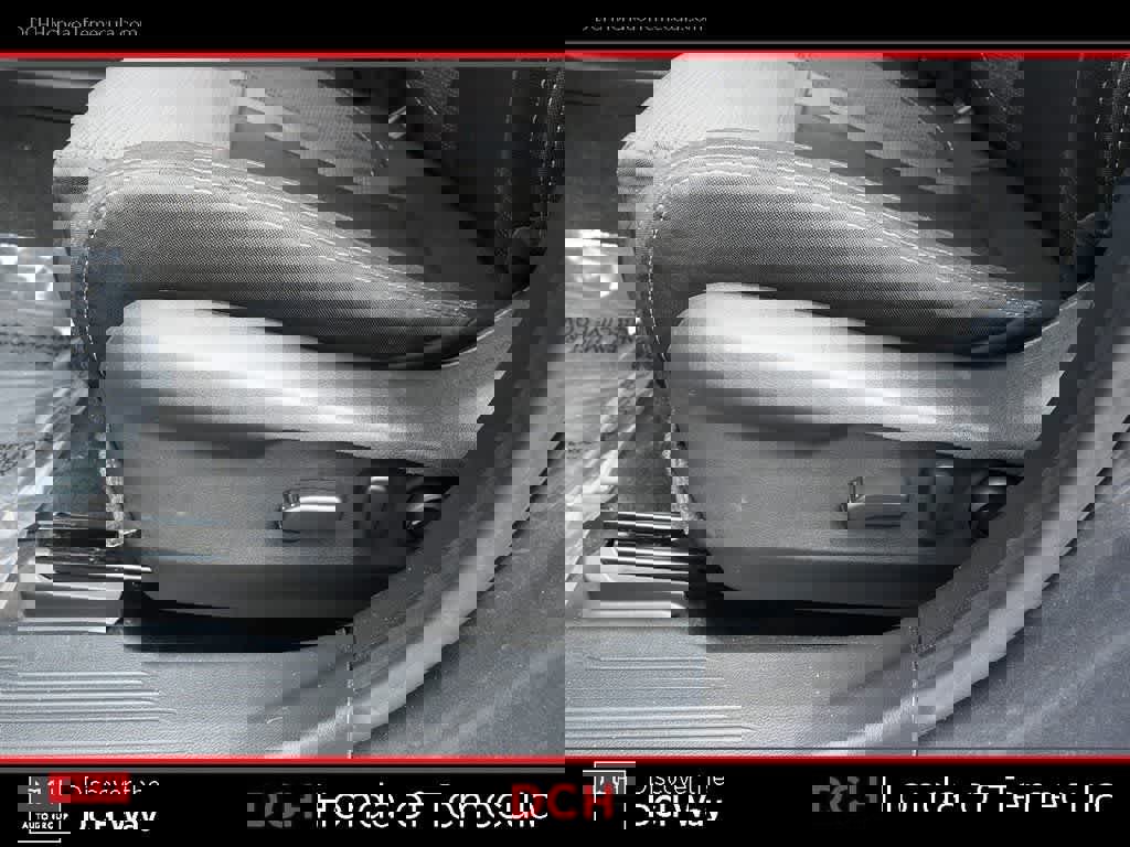 Used 2020 Subaru Outback Premium image 16