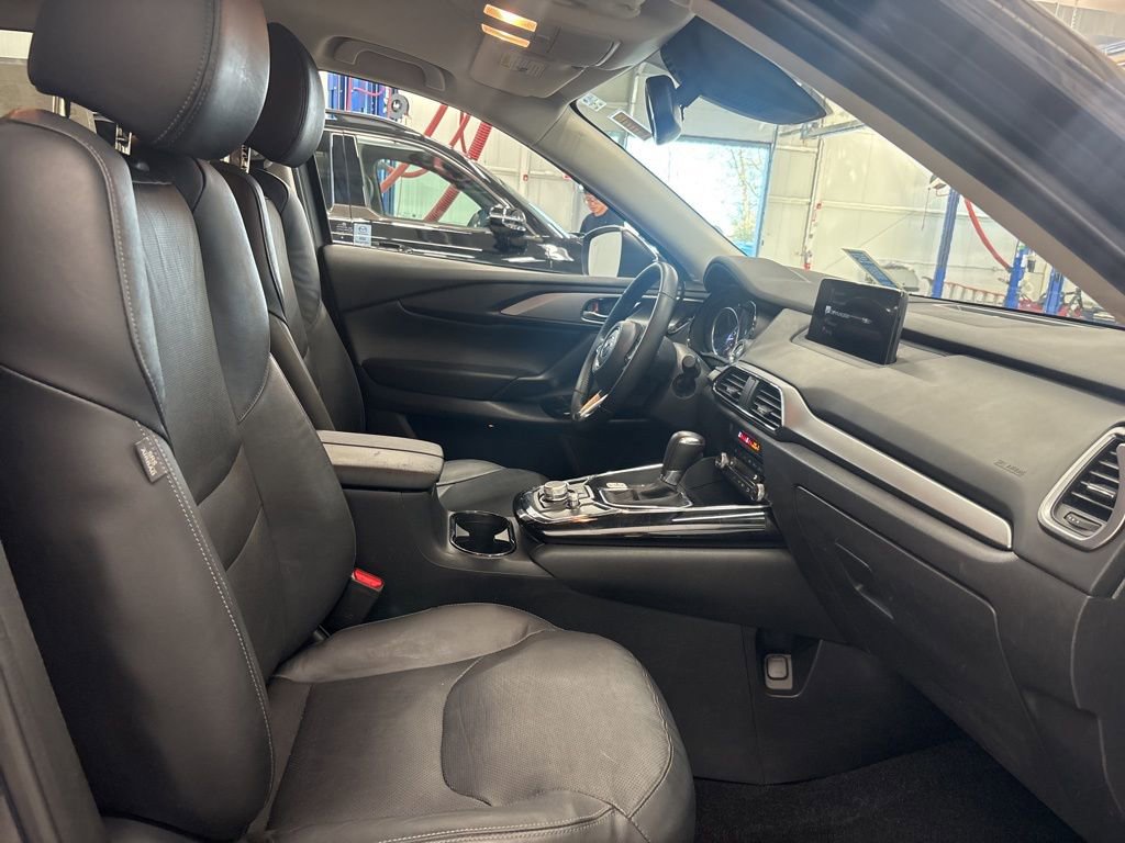 Certified 2022 MAZDA CX-9 Touring AWD/4WD image 8
