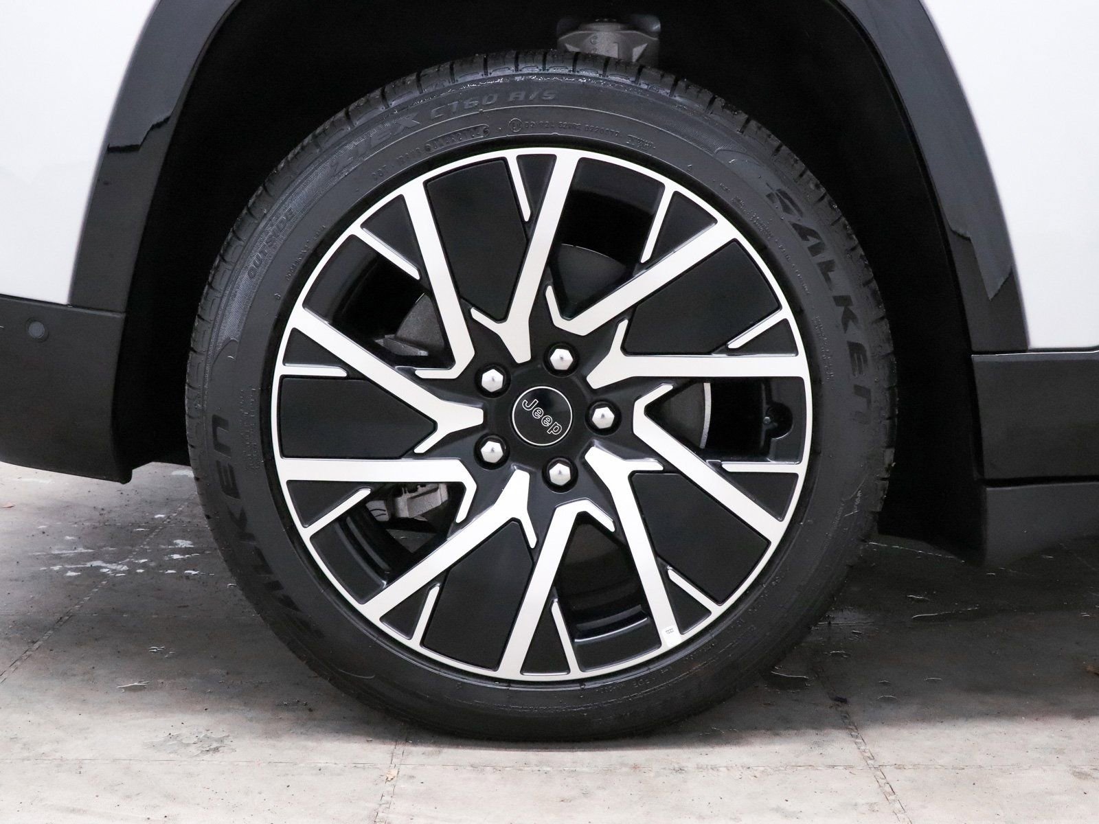 Used 2025 Jeep Wagoneer S Limited image 10