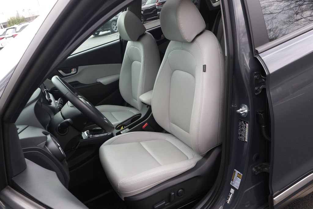 Used 2023 Hyundai Kona Limited w/ Cargo Package FWD image 31