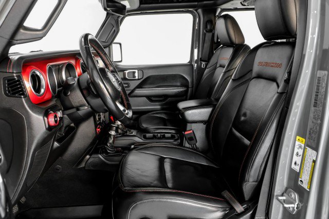 Used 2018 Jeep Wrangler Unlimited Rubicon AWD/4WD image 32