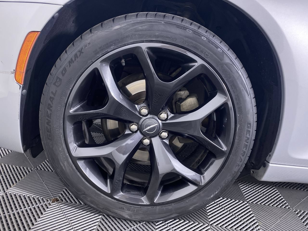 Used 2021 Chrysler 300 S RWD image 16