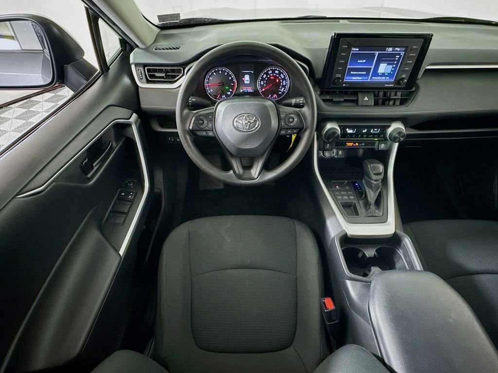 Used 2020 Toyota RAV4 LE w/ Carpet Mat Package image 20