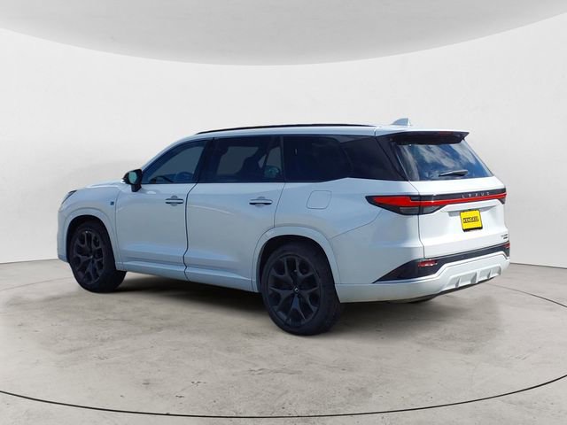 Used 2025 Lexus TX 500h AWD image 3