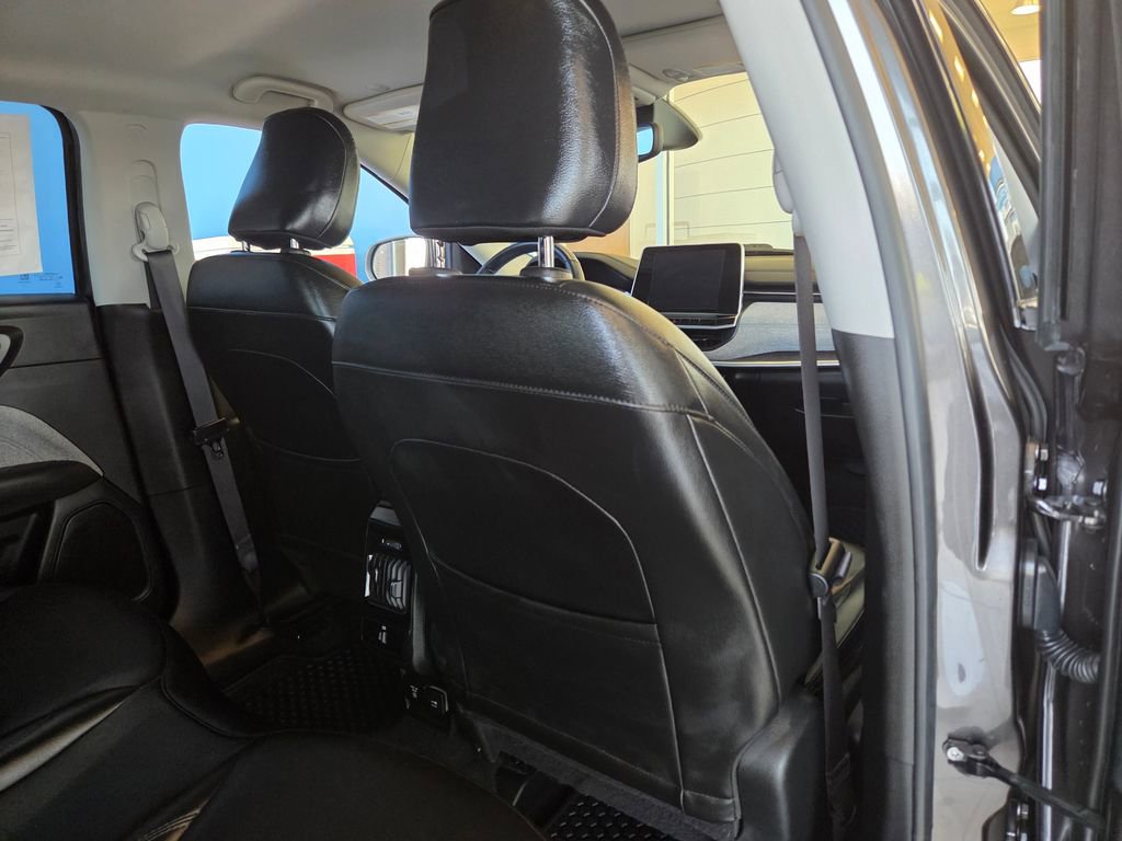 Used 2022 Jeep Compass Latitude w/ Convenience Group image 26