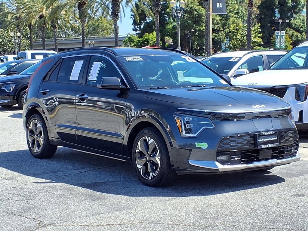 Certified 2023 Kia Niro Wave FWD image 7