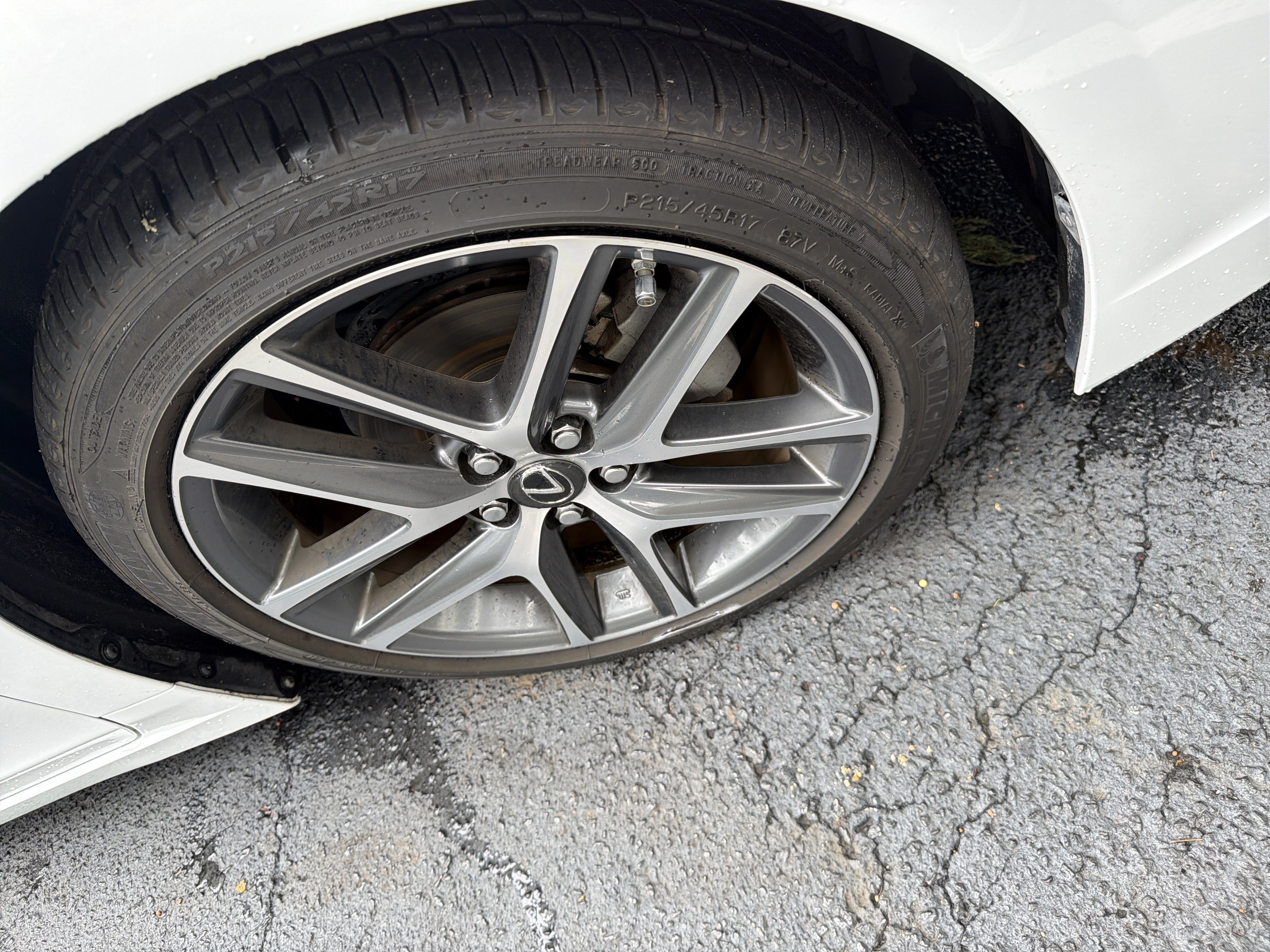 Used 2015 Lexus CT 200h w/ Navigation Package FWD image 11