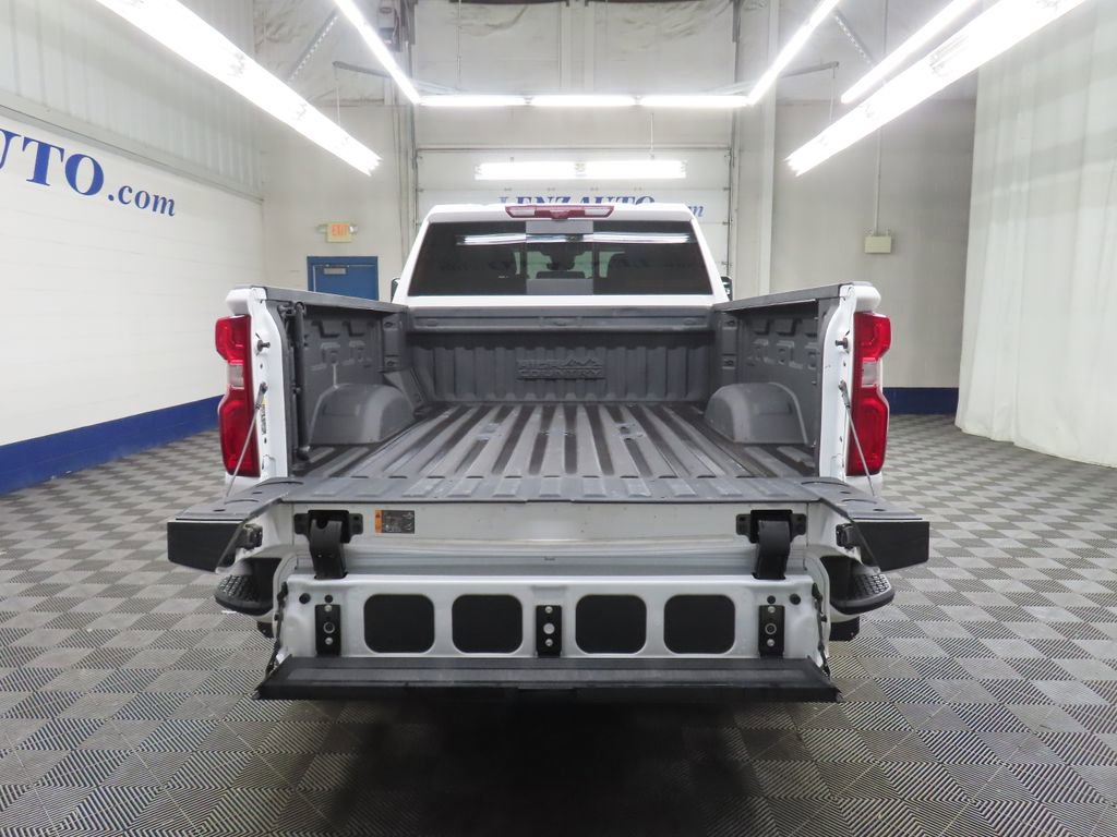 Used 2024 Chevrolet Silverado 3500 High Country w/ High Country Premium Package AWD/4WD image 40