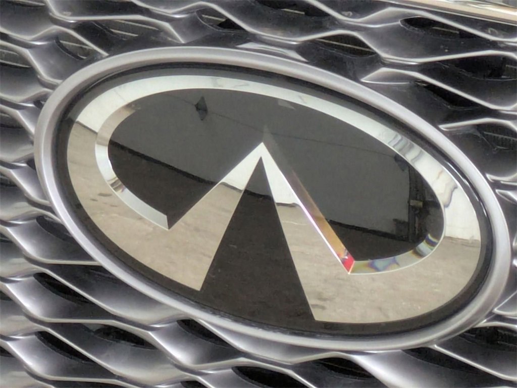 Used 2024 INFINITI QX55 Sensory w/ Lighting Package image 9