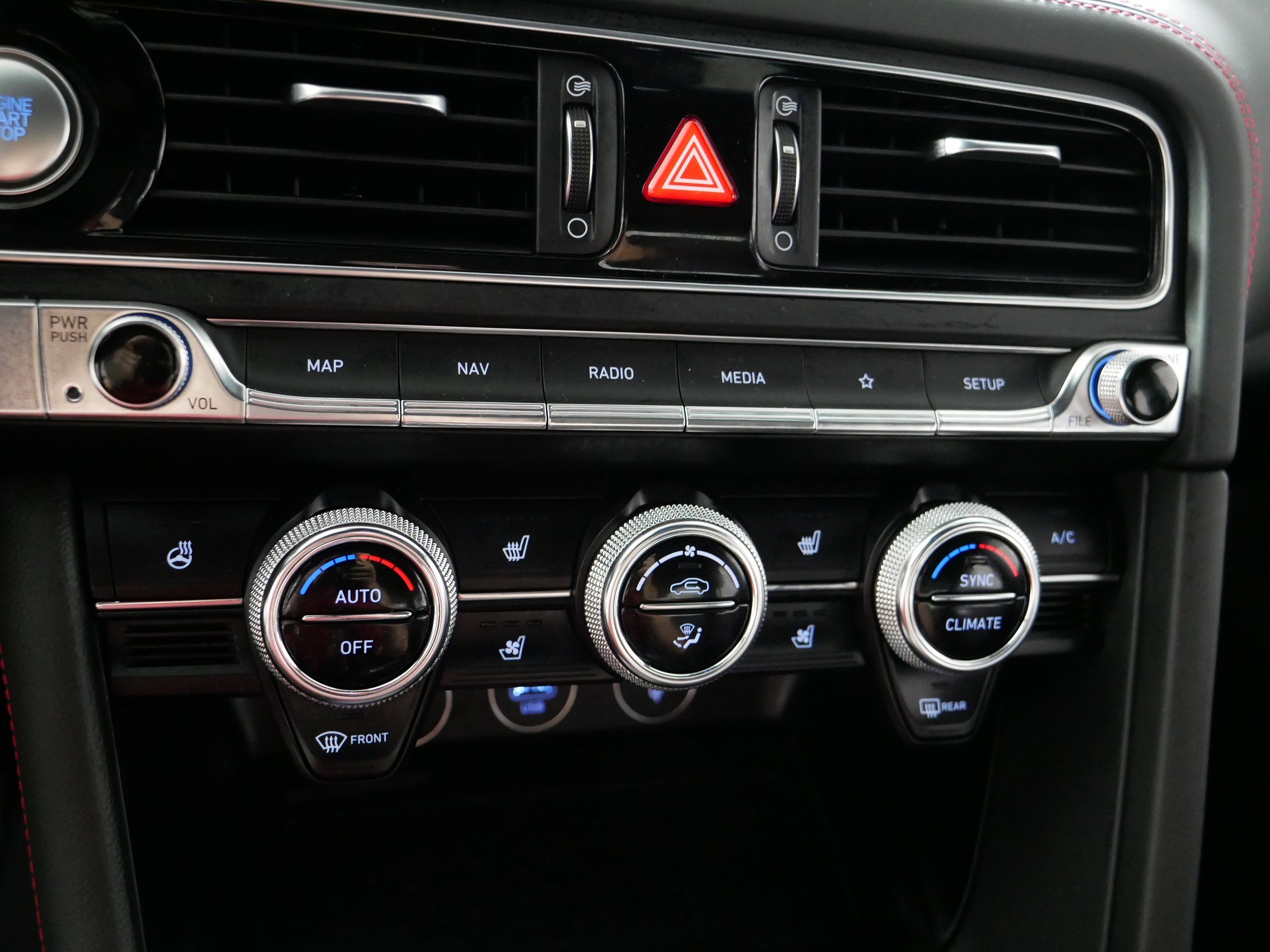 Used 2023 Genesis G70 2.0T w/ Sport Prestige Package AWD/4WD image 23