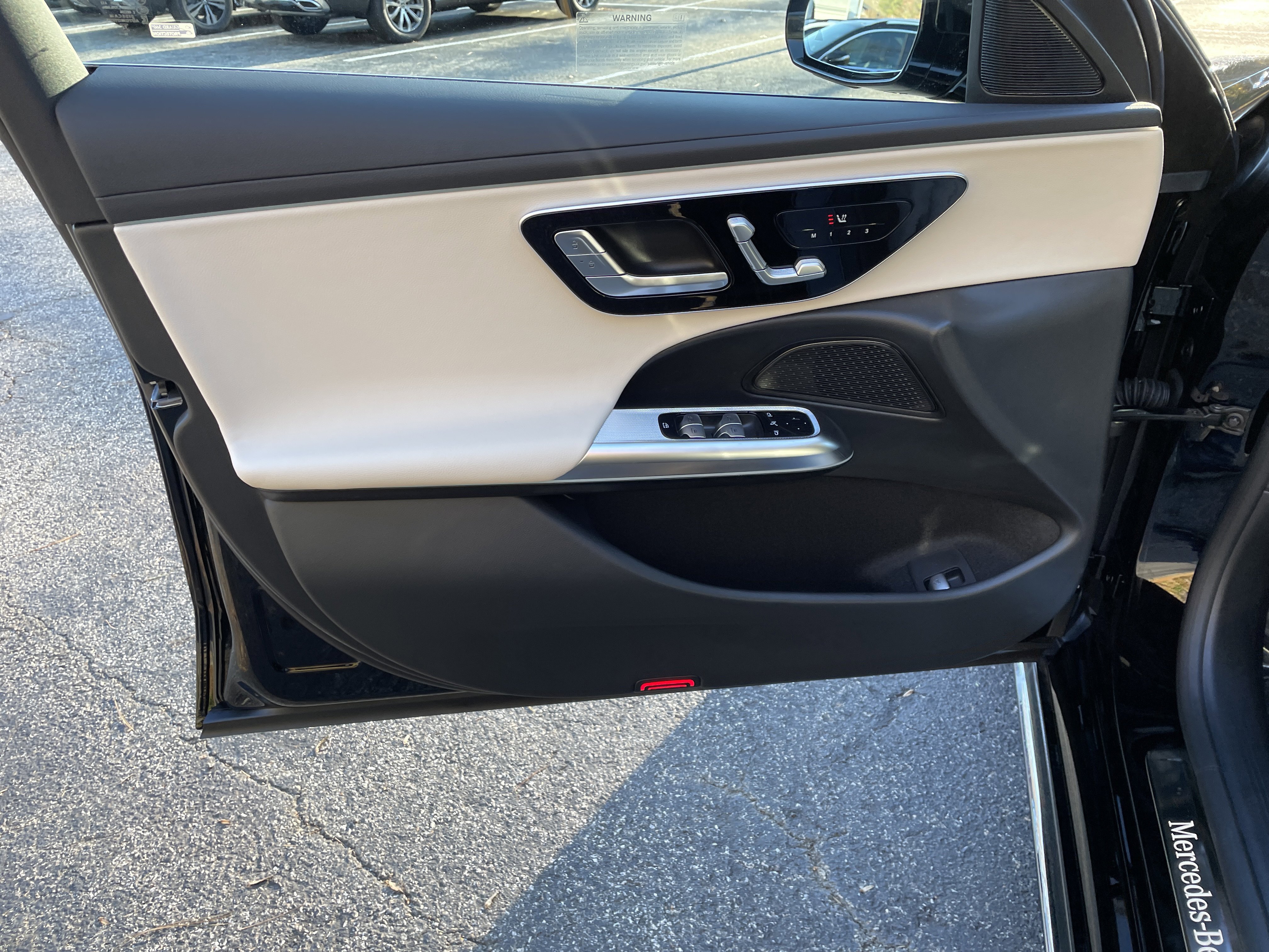 New 2026 Mercedes-Benz E 350 4MATIC Sedan image 17