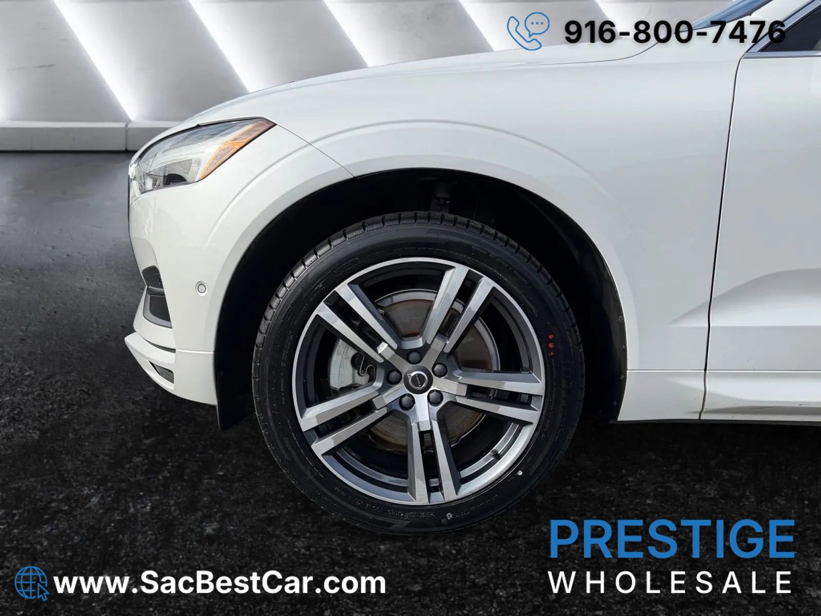 Used 2018 Volvo XC60 T6 Momentum w/ Convenience Package image 29