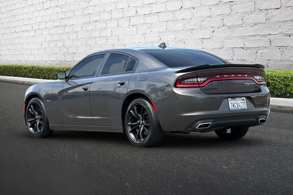 Used 2017 Dodge Charger R/T w/ Blacktop Package RWD image 6