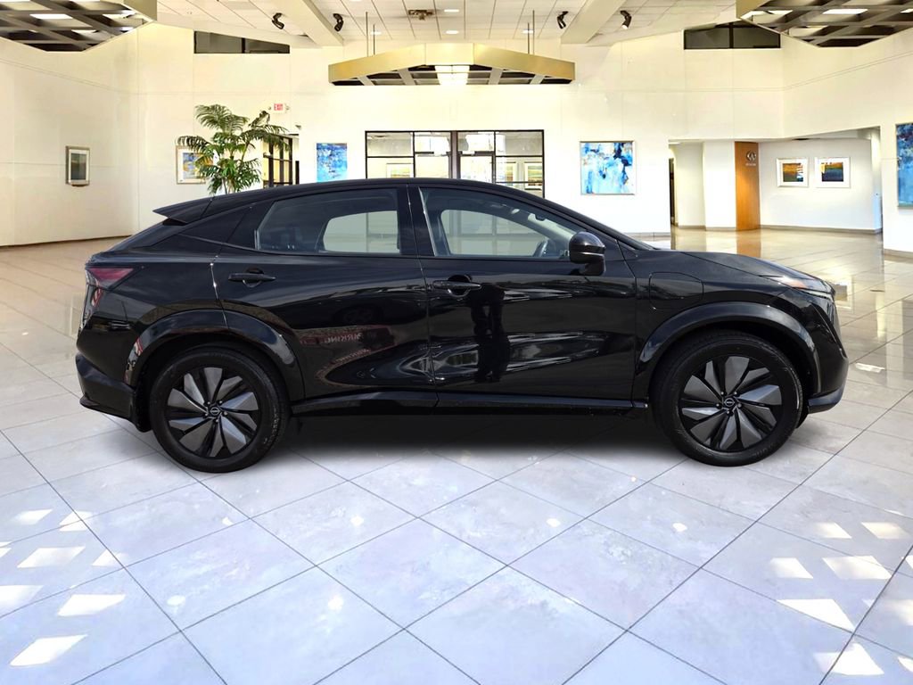 Used 2024 Nissan Ariya AWD image 4