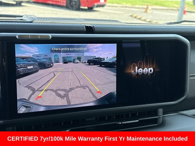 Used 2025 Jeep Gladiator Sport AWD/4WD image 21