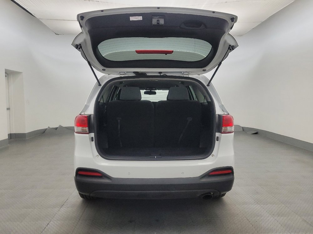 Used 2018 Kia Sorento LX image 29