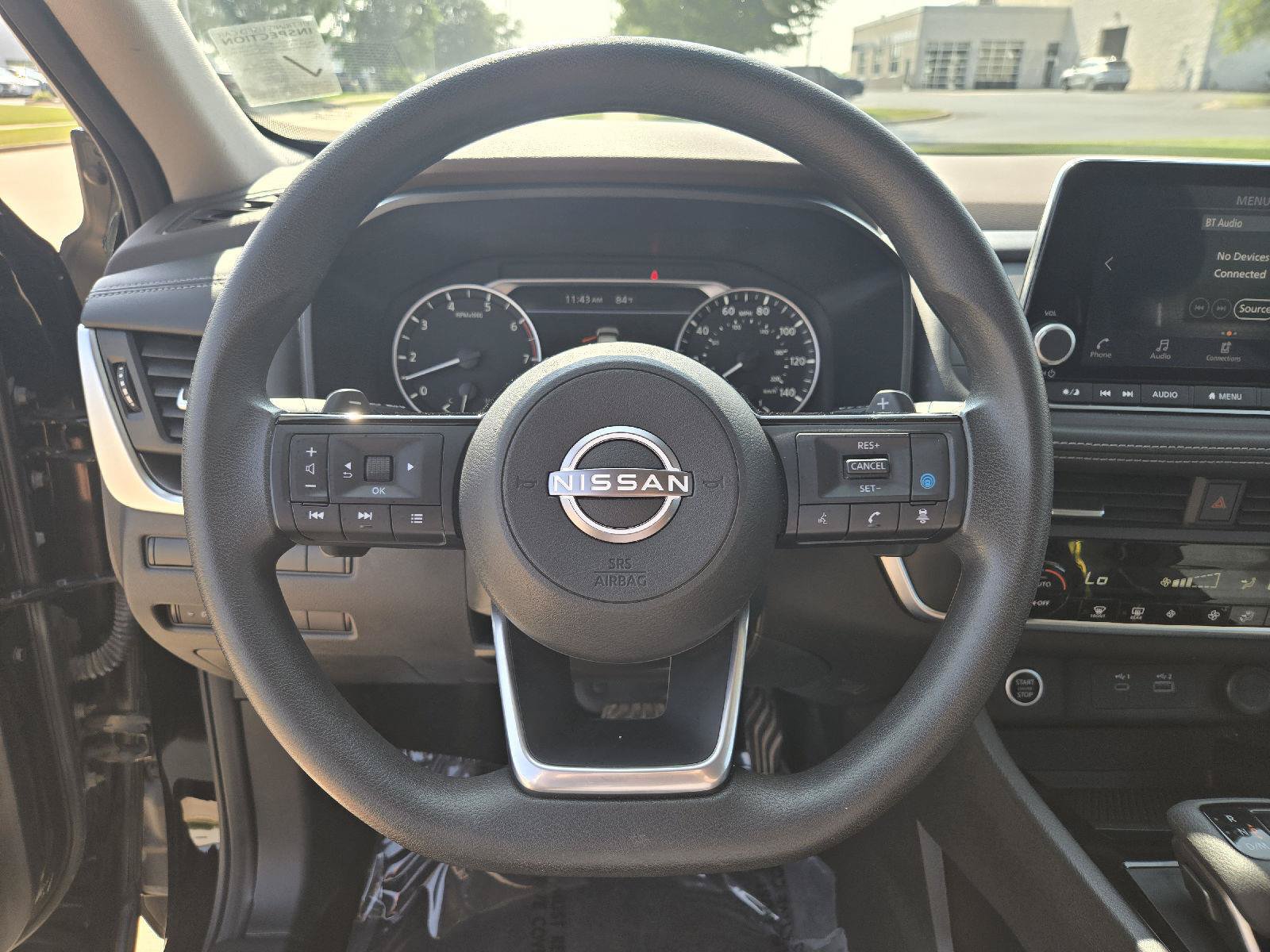 Used 2023 Nissan Rogue SV AWD/4WD image 16