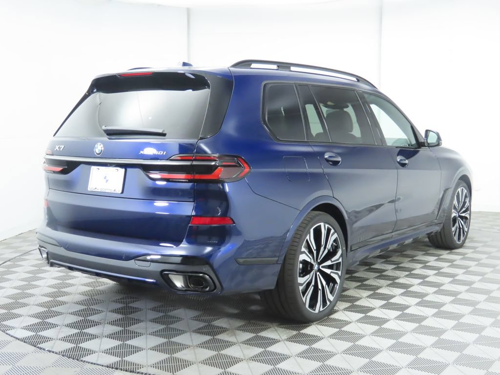 Used 2026 BMW X7 xDrive40i w/ Executive Package AWD/4WD image 6