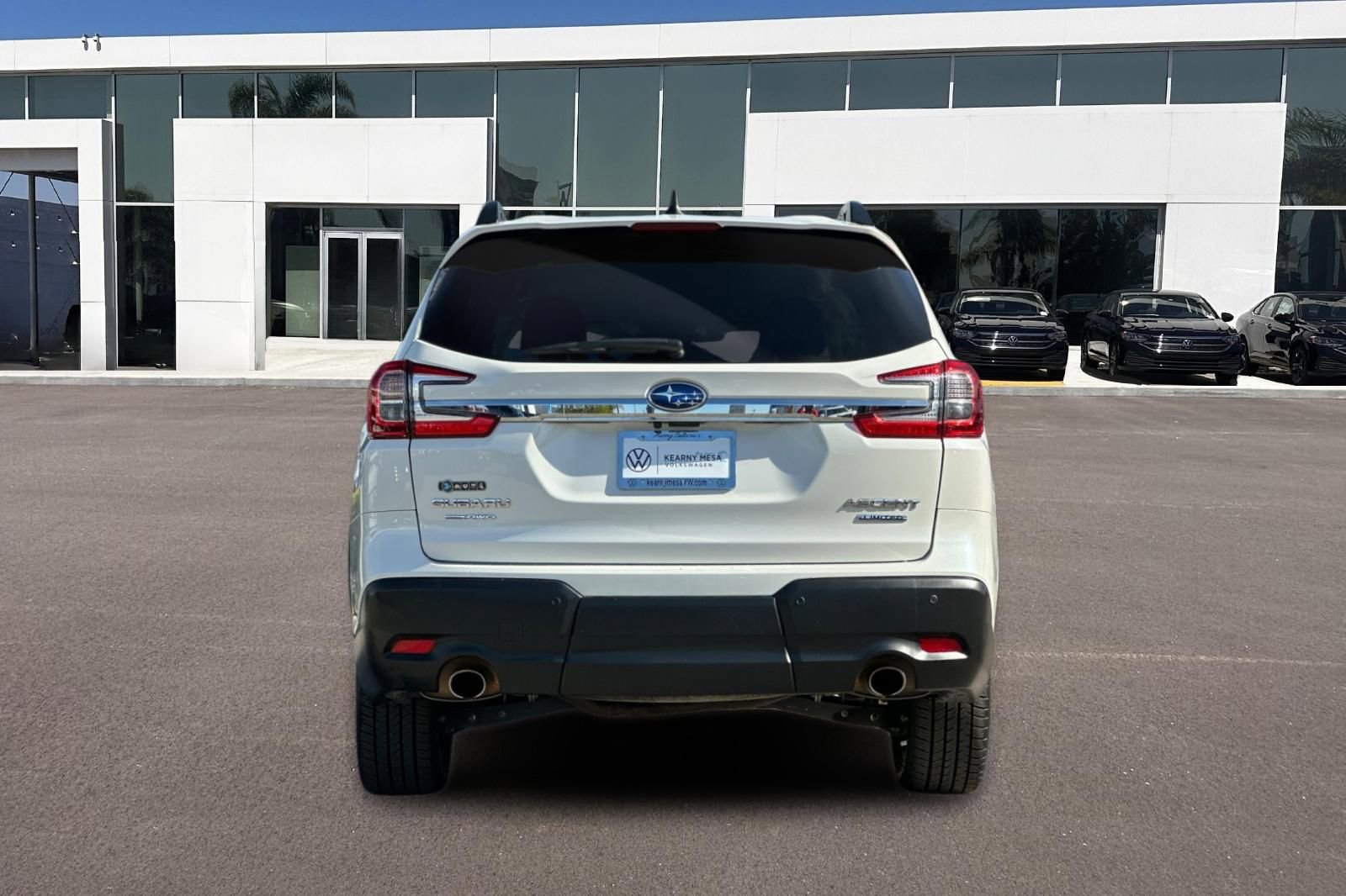 Used 2023 Subaru Ascent Limited AWD/4WD image 4