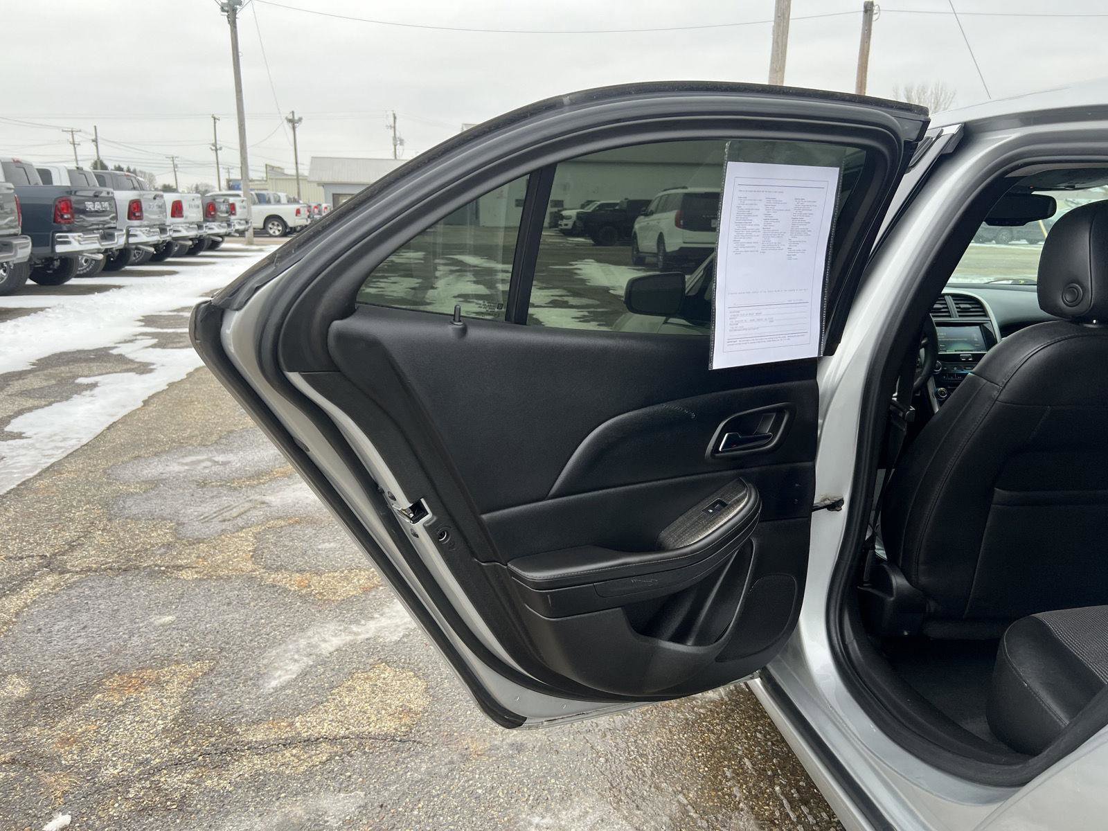 Used 2015 Chevrolet Malibu LT w/ Power Convenience Package image 19