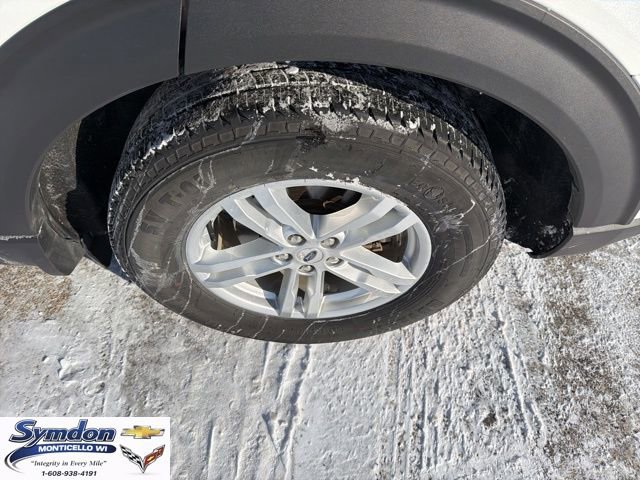 Used 2022 Ford Explorer XLT w/ Equipment Group 202A image 27