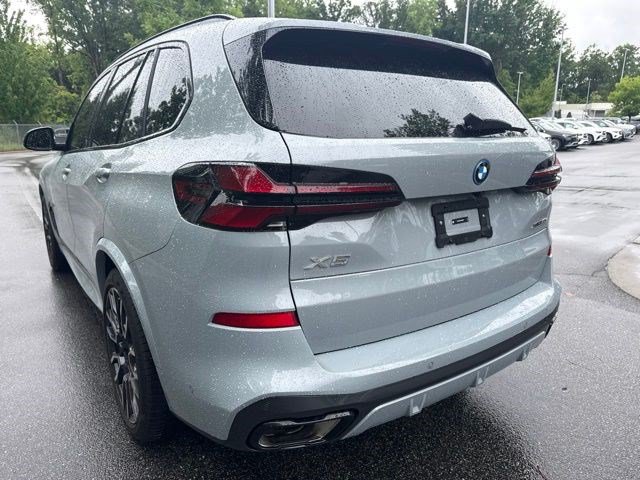 Used 2026 BMW X5 xDrive50e w/ M Sport Package AWD/4WD image 7
