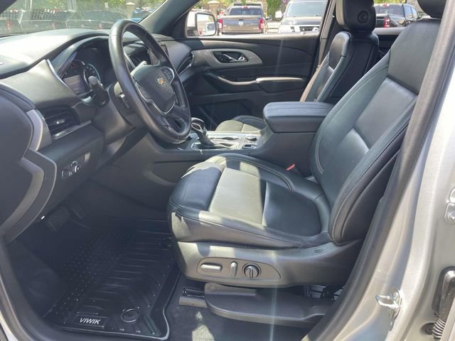Used 2022 Chevrolet Traverse LT image 23