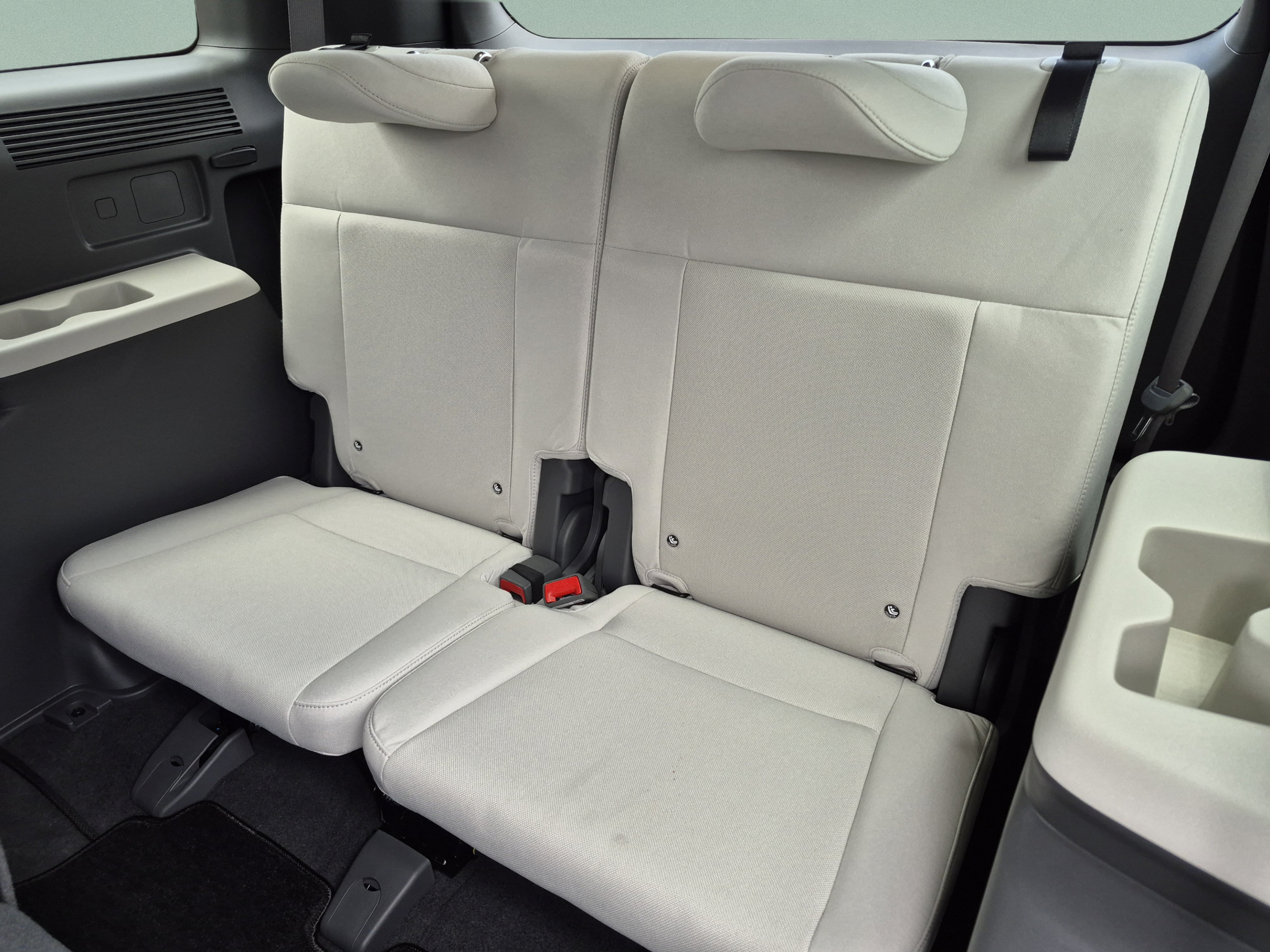 New 2027 Hyundai Santa Fe SE FWD image 22