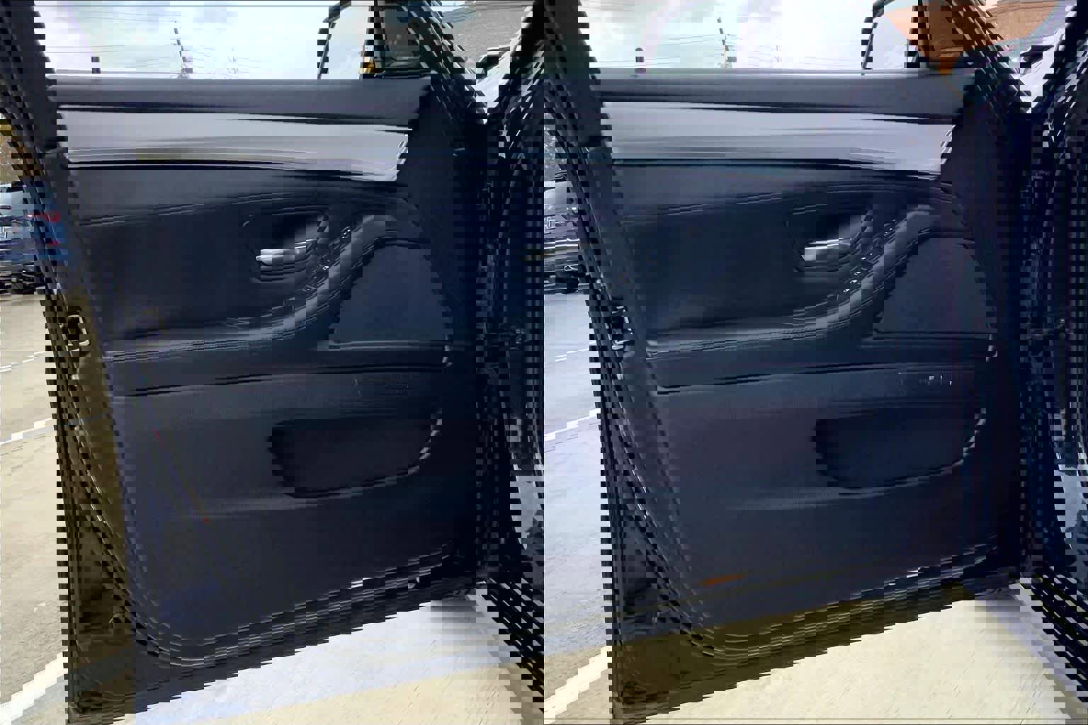 Used 2015 BMW 535i xDrive Sedan image 21