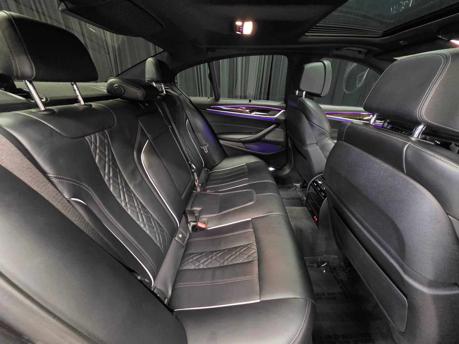 Used 2020 BMW M550i xDrive w/ Executive Package AWD/4WD image 46