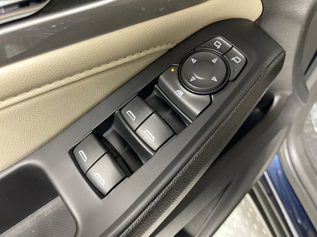 Used 2022 Chevrolet Traverse LS w/ Midnight/Sport Edition FWD image 13