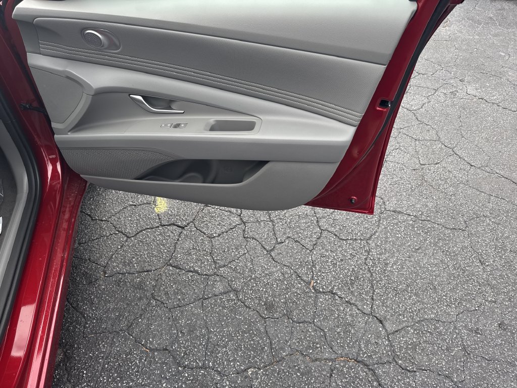 Certified 2026 Hyundai Elantra Sport w/ Cargo Package FWD image 14