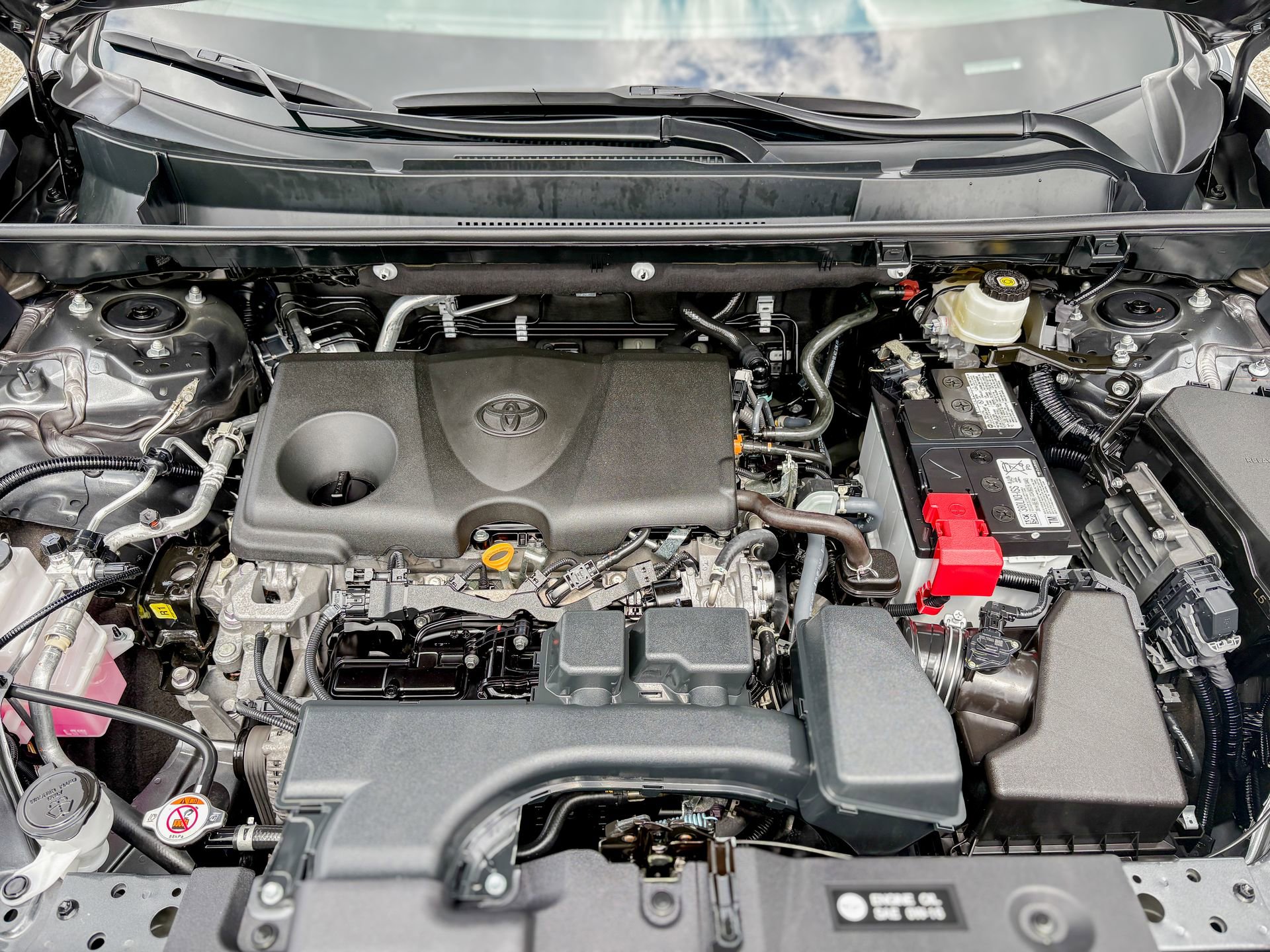 Used 2023 Toyota RAV4 XLE Premium FWD image 30