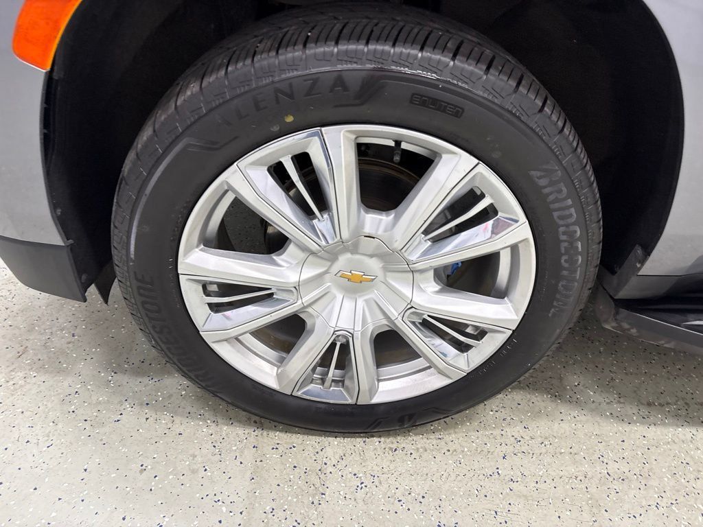 Used 2021 Chevrolet Suburban High Country AWD/4WD image 10