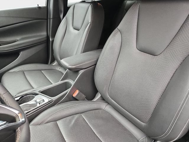 Used 2023 Buick Encore GX Essence w/ Experience Buick Package FWD image 15