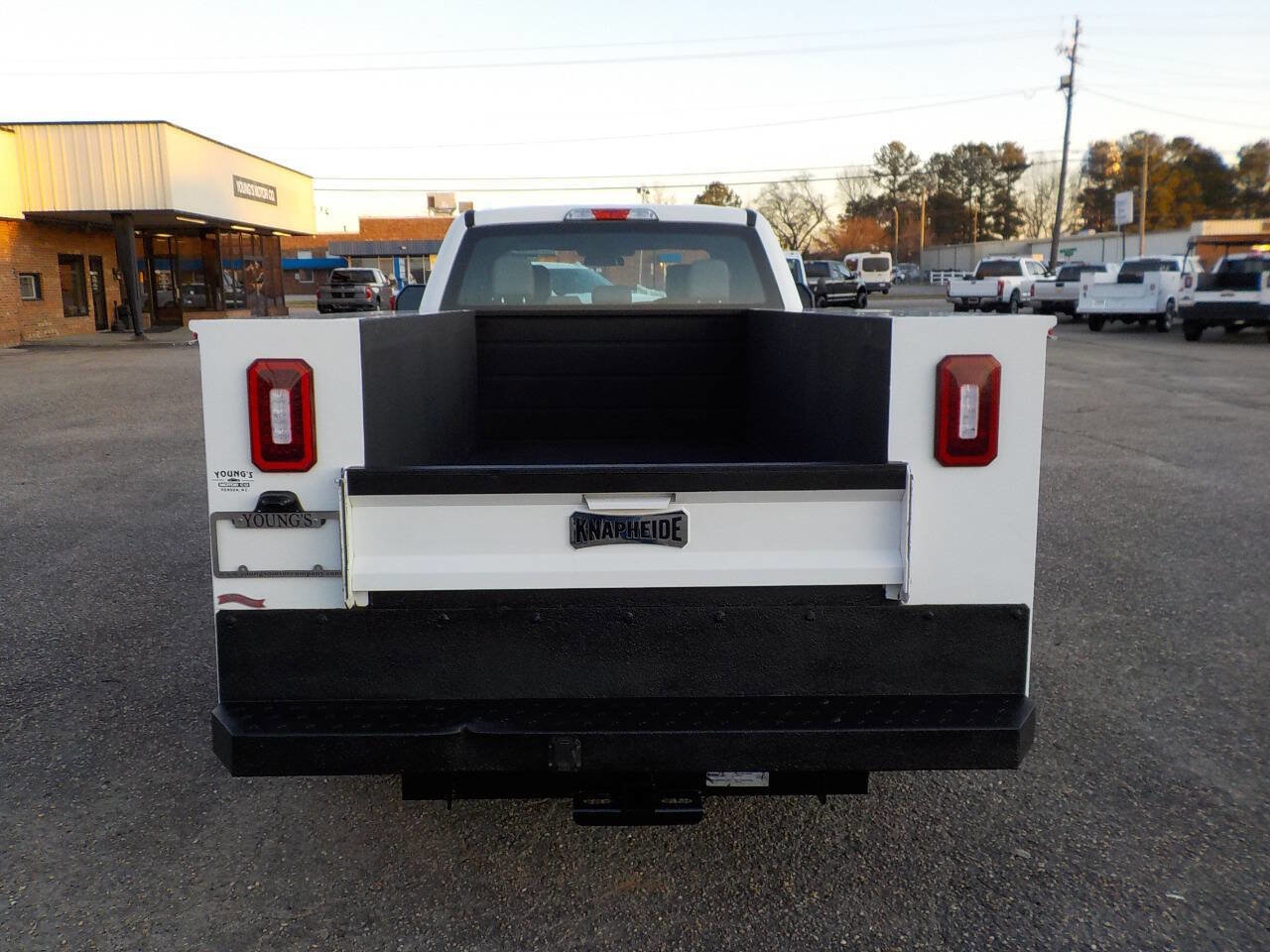 Used 2019 Ford F350 XL w/ Power Equipment Group image 4
