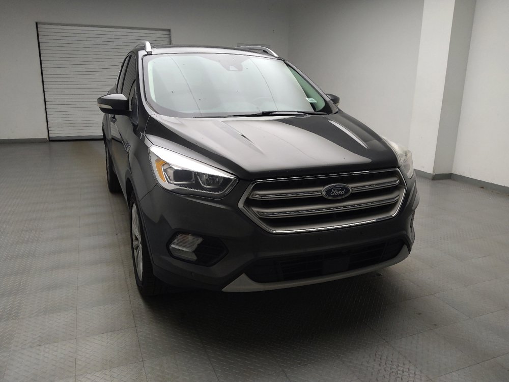 Used 2018 Ford Escape Titanium w/ Ford Safe & Smart Package FWD image 14